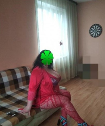 Диночка